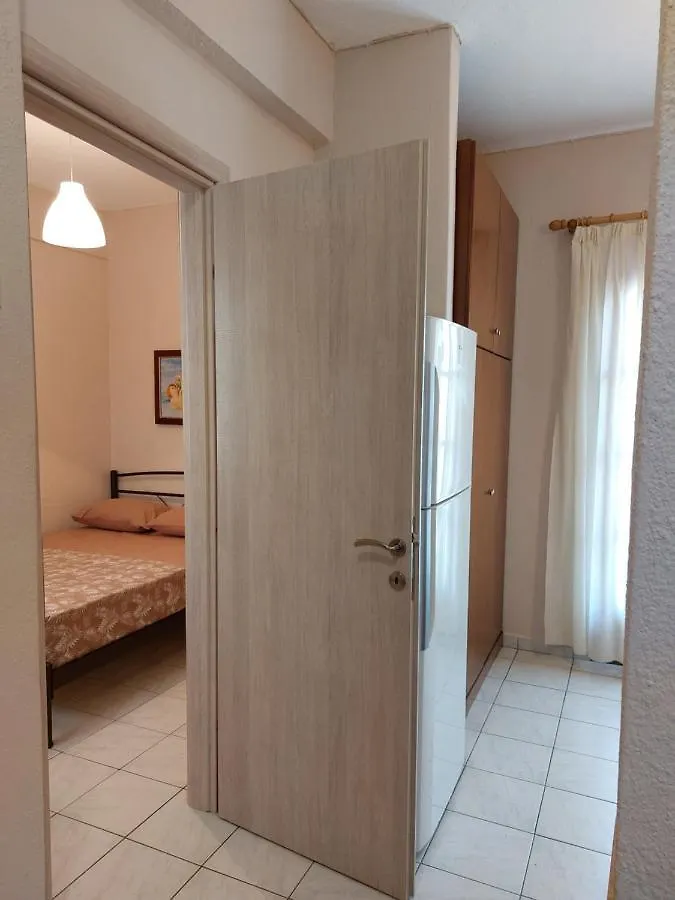 Athina Vourvourou Apartments