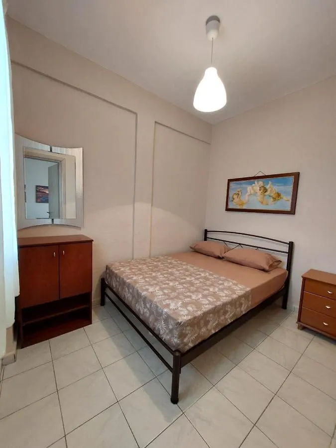 Athina Vourvourou Apartments