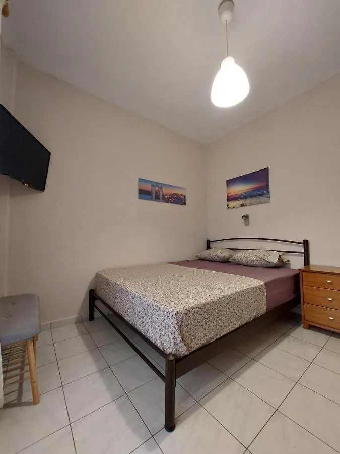 Athina Vourvourou Apartments